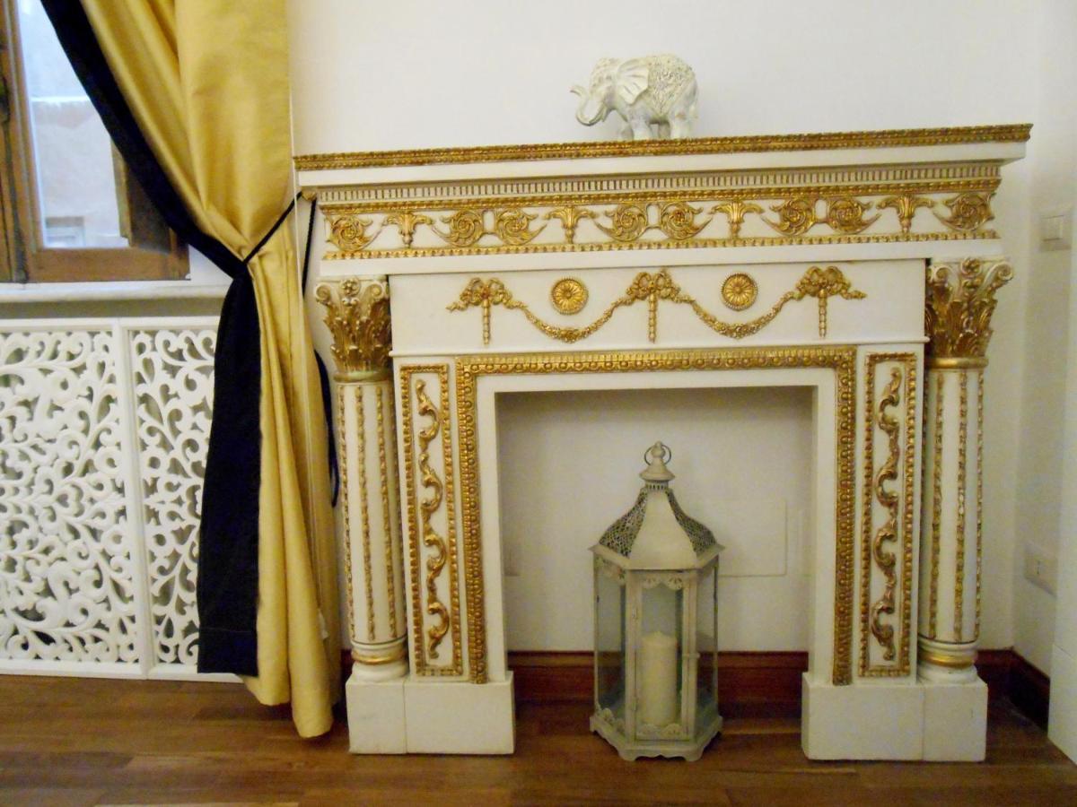 The Right Place 4U Roma Savelli Boutique Apartment Bagian luar foto