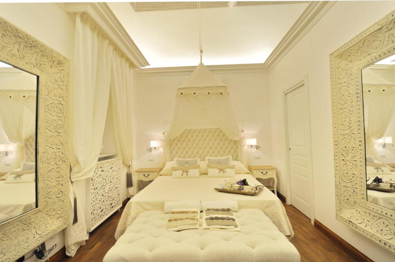 The Right Place 4U Roma Savelli Boutique Apartment Bagian luar foto