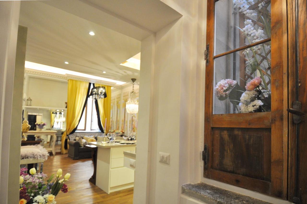 The Right Place 4U Roma Savelli Boutique Apartment Bagian luar foto