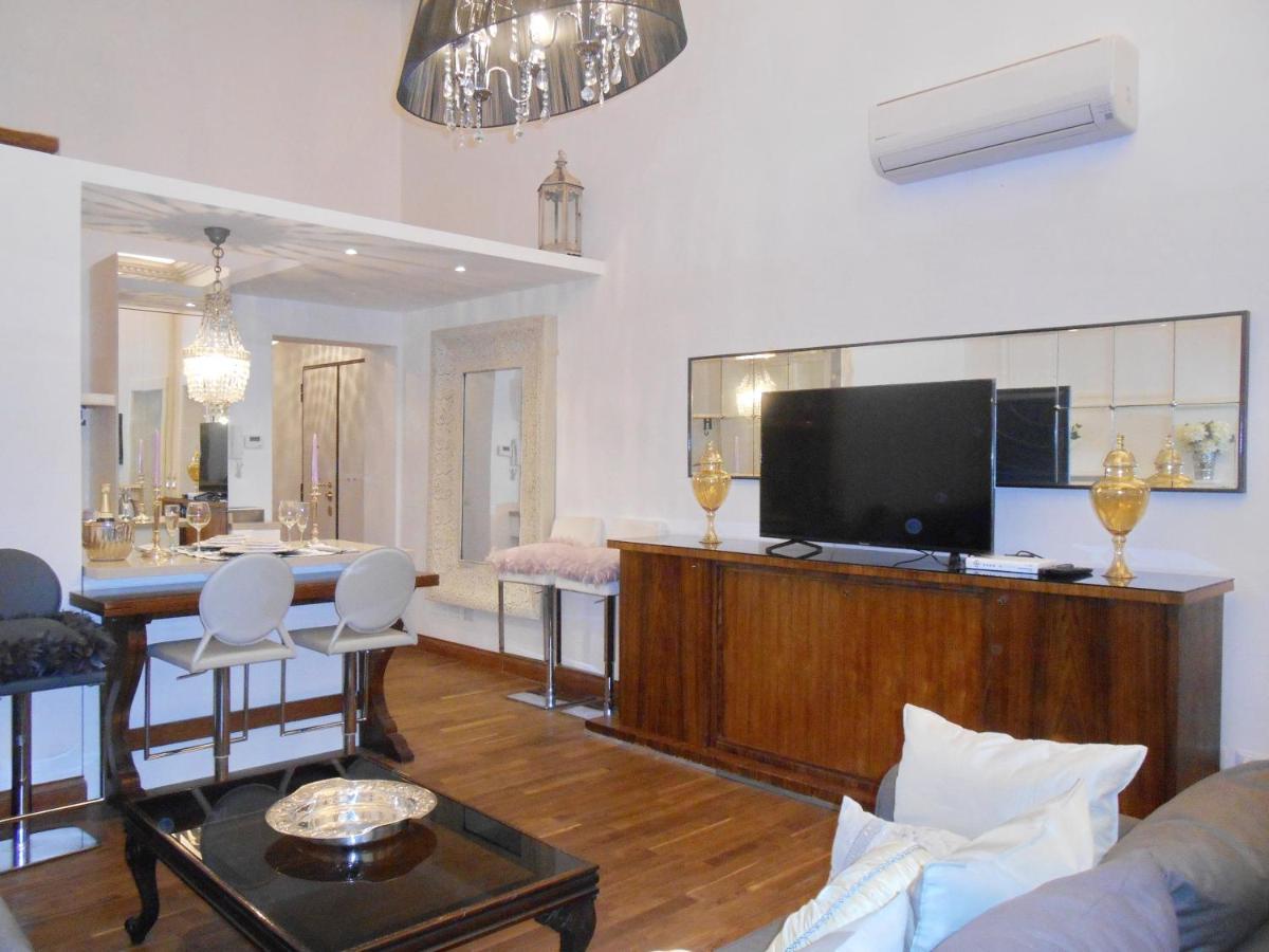 The Right Place 4U Roma Savelli Boutique Apartment Bagian luar foto